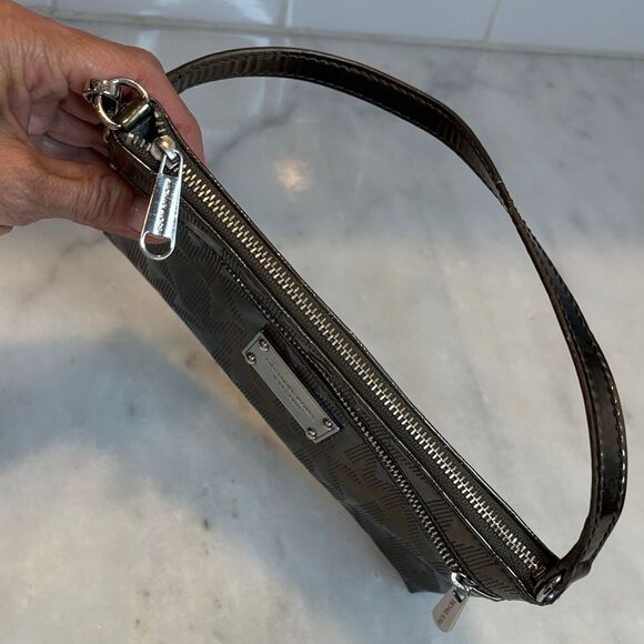 Michael Kors Bag Purse Handbag Metallic Embossed Logo Mini Bag Pocketbook - Picture 14 of 15